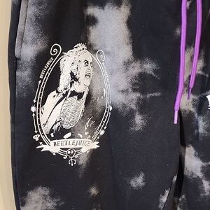 Beetlejuice sweats large unisex guc